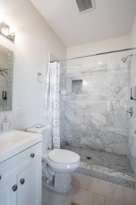 2 Bedroom, 2 Bathroom Detached Max 7 Sleepers